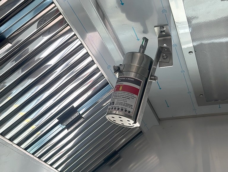FIXOFEU Syst�me autonome pour la d�tection et l'extinction automatique de feu de friteuse en cuisine professionnelle